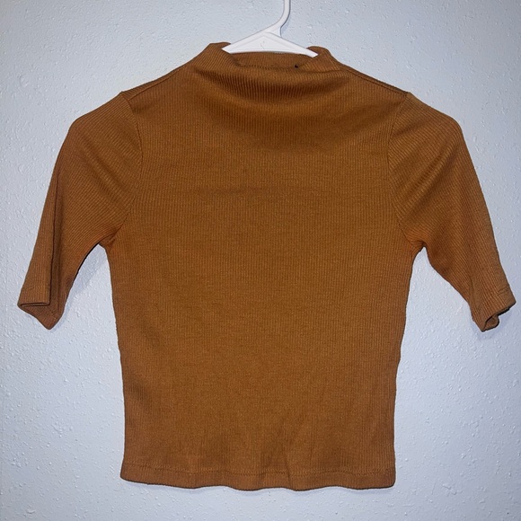 Forever21 High Neck Top NWOT - Picture 1 of 2